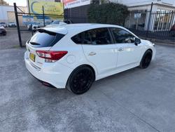 2017 SUBARU IMPREZA 2.0i-S (AWD)