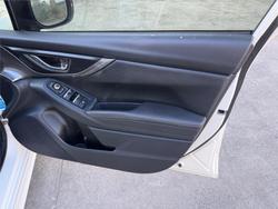 2017 SUBARU IMPREZA 2.0i-S (AWD)