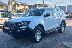 2022 Isuzu MU-X LS-M