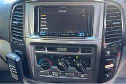 2005 Toyota Landcruiser GXL