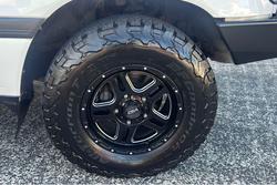 2005 Toyota Landcruiser GXL