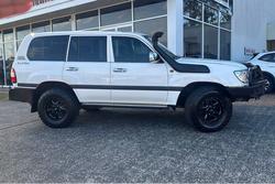 2005 Toyota Landcruiser GXL