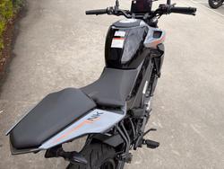 2022 CFMOTO 300 NK ABS