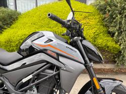 2022 CFMOTO 300 NK ABS