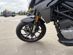 2022 CFMOTO 300 NK ABS
