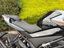 2022 CFMOTO 300 NK ABS