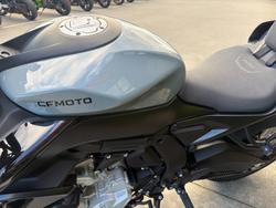 2025 CFMOTO 675 NK