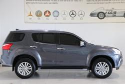 2017 Isuzu MU-X LS-U