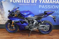2025 Yamaha YZF-R7LA Blue