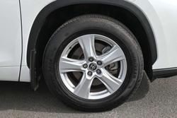 2022 Toyota Kluger GX