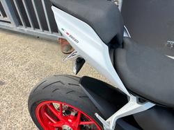 2022 Ducati PANIGALE V2 WHITE
