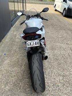 2022 Ducati PANIGALE V2 WHITE