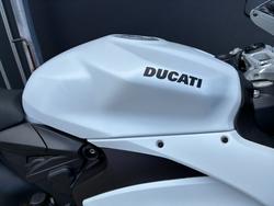 2022 Ducati PANIGALE V2 WHITE