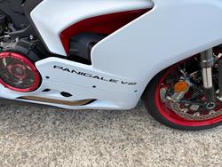 2022 Ducati PANIGALE V2 WHITE
