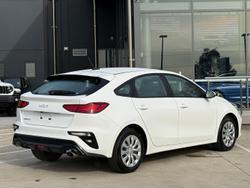 2024 Kia Cerato S