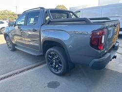2026 Volkswagen Amarok TDI600 Dark Label