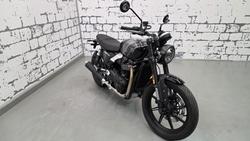 2026 Triumph Bonneville T100 (900cc) Bonneville Black