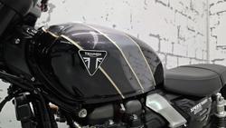 2026 Triumph Bonneville T100 (900cc) Bonneville Black