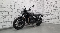 2026 Triumph Bonneville T100 (900cc) Bonneville Black