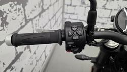 2026 Triumph Bonneville T100 (900cc) Bonneville Black