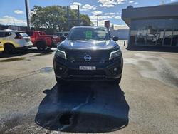 2020 Nissan Navara ST