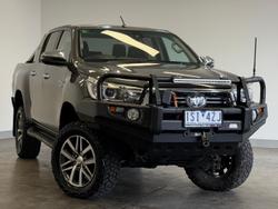 2020 Toyota Hilux SR5