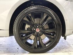 2021 Jaguar F-PACE P400 R-Dynamic SE