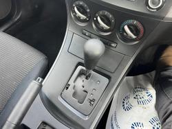 2013 Mazda 3 Neo