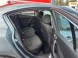 2013 Mazda 3 Neo