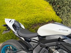 2025 CFMOTO 2025 CF Moto 650CC 675SR-R ABS NEBULA WHITE