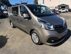 2017 RENAULT TRAFIC LWB CREW LIFESTYLE