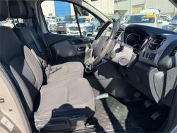 2017 RENAULT TRAFIC LWB CREW LIFESTYLE