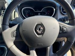 2017 RENAULT TRAFIC LWB CREW LIFESTYLE