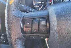 2022 Toyota Hilux SR5