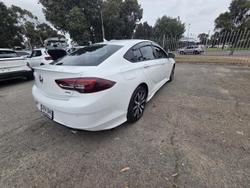 2018 Holden Commodore RS