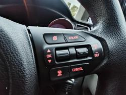 2018 Kia Carnival S
