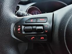 2018 Kia Carnival S