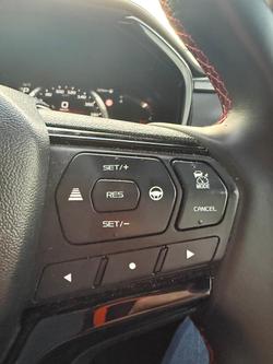 2025 Isuzu D-MAX X-TERRAIN