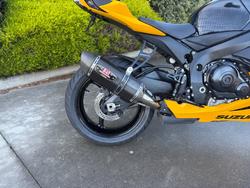 2016 Suzuki GSX-R750 Yellow