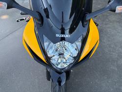 2016 Suzuki GSX-R750 Yellow
