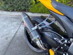 2016 Suzuki GSX-R750 Yellow