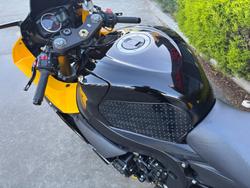 2016 Suzuki GSX-R750 Yellow
