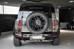 2023 Land Rover Defender 110 P400 X-Dynamic HSE