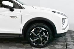 2023 Mitsubishi Eclipse Cross PHEV ES