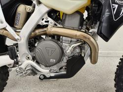 2026 Triumph TF 450-E BLACK/WHIT