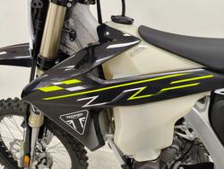 2026 Triumph TF 450-E BLACK/WHIT