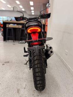 2026 Triumph SCRAMBLER 400 X Matt Khaki Green / White