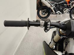 2026 Triumph TF 250-X BLACK/WHIT