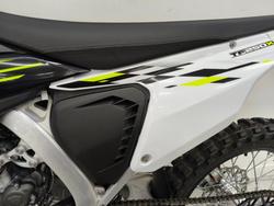 2026 Triumph TF 250-X BLACK/WHIT