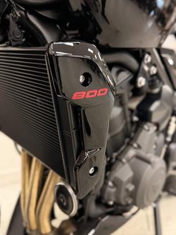 2026 Triumph TRIDENT 800 Jet Black